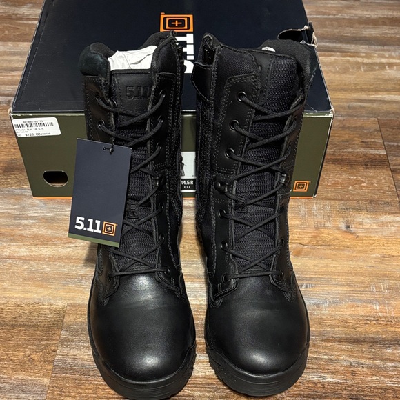 5.11 Tactical Black ATAC 2.0 8\